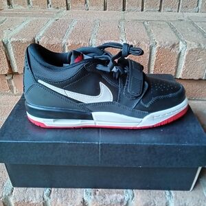 Nike Air Jordan Legacy 312 Low Size 7